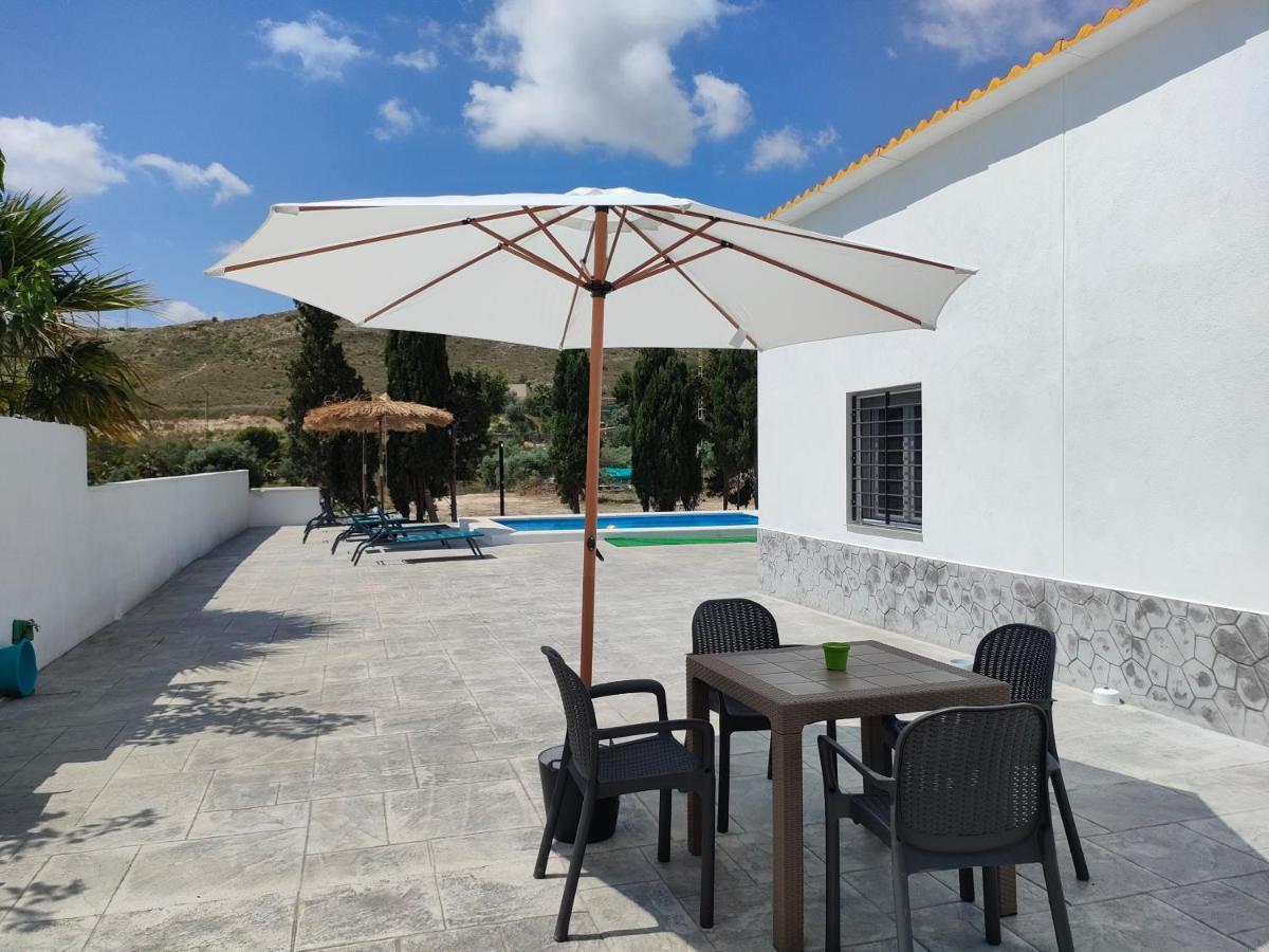 Casa Rural Con Piscina Climatizada Y Barbacoa A 10 Km De Alicante Y Playas, 3000 M2 De Terreno Ельче Екстер'єр фото